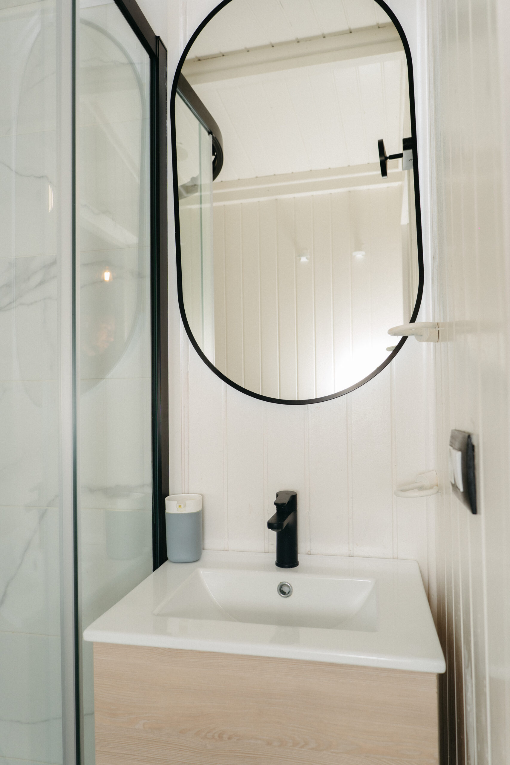 Petit Verdot salon cama abatible abierta detalle