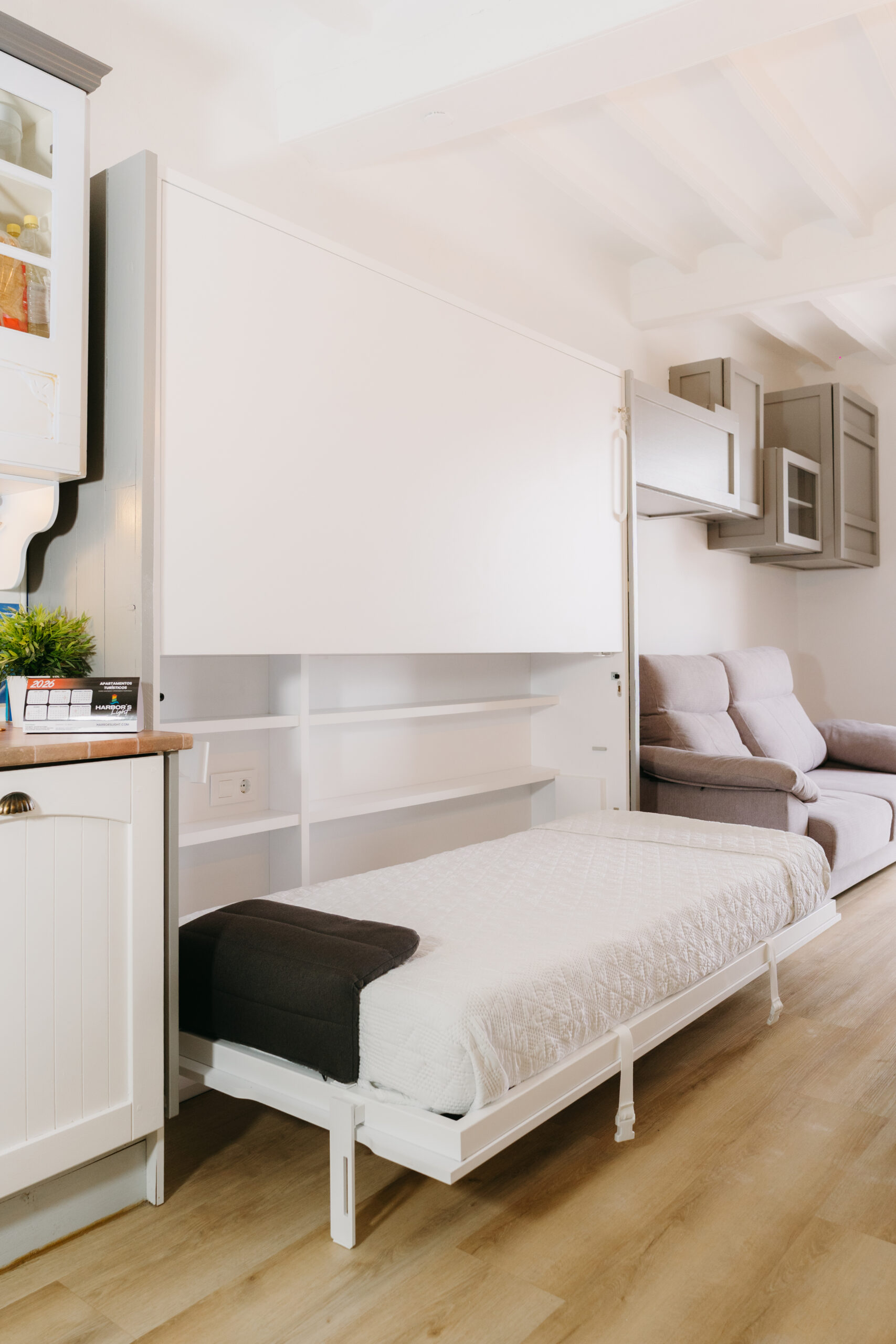 Petit Verdot salon cama abatible abierta frontal
