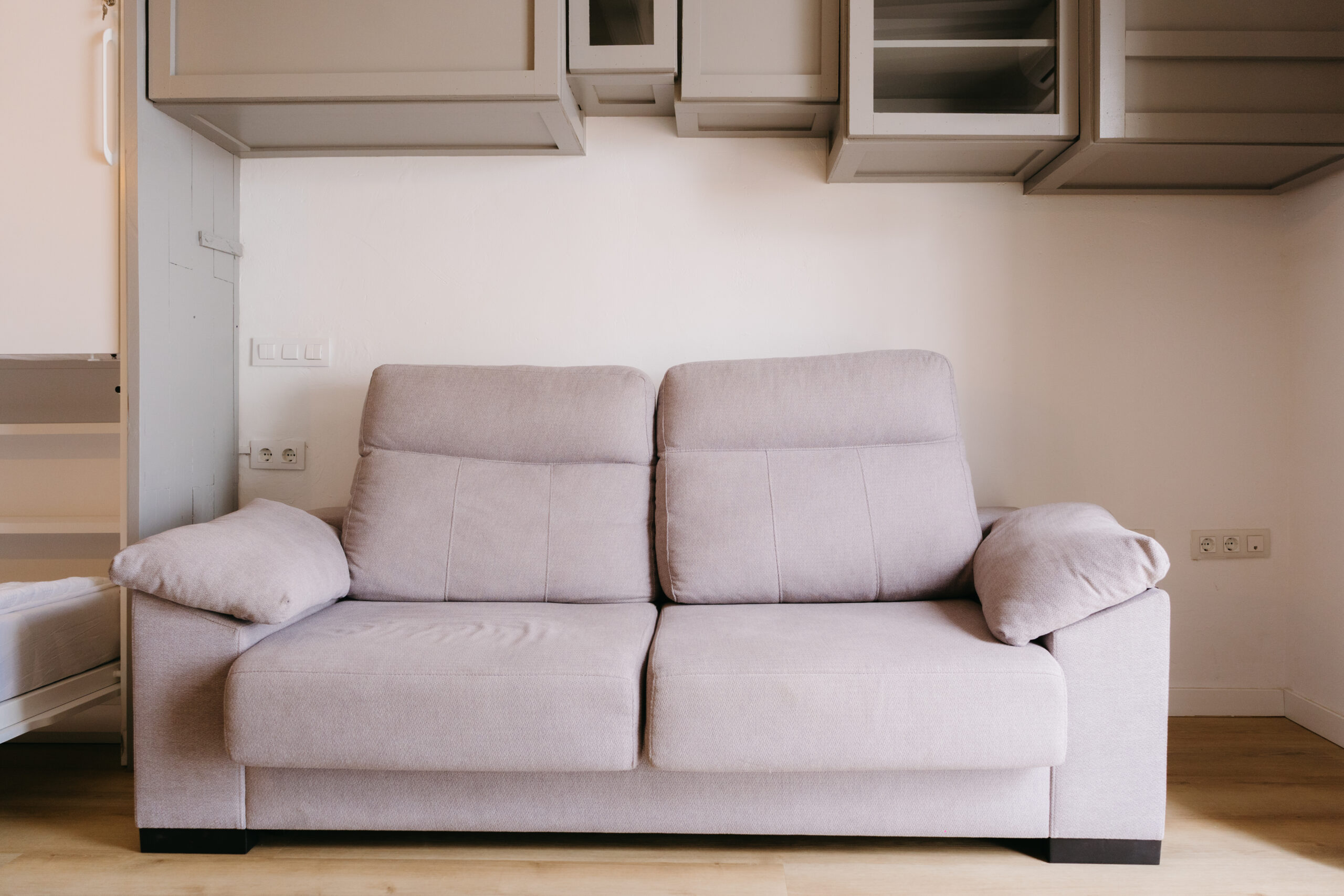 Petit Verdot salon sofa